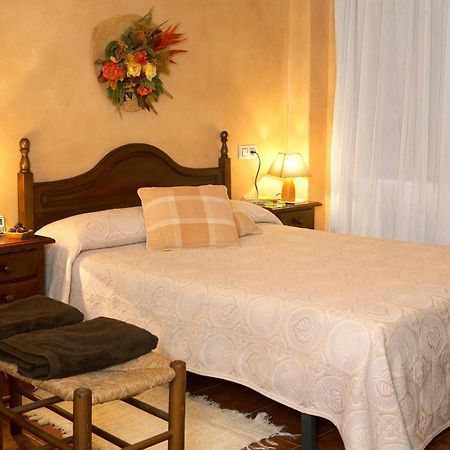 Turisme Rural Ca L,Anguila Guest House Peratallada Eksteriør bilde