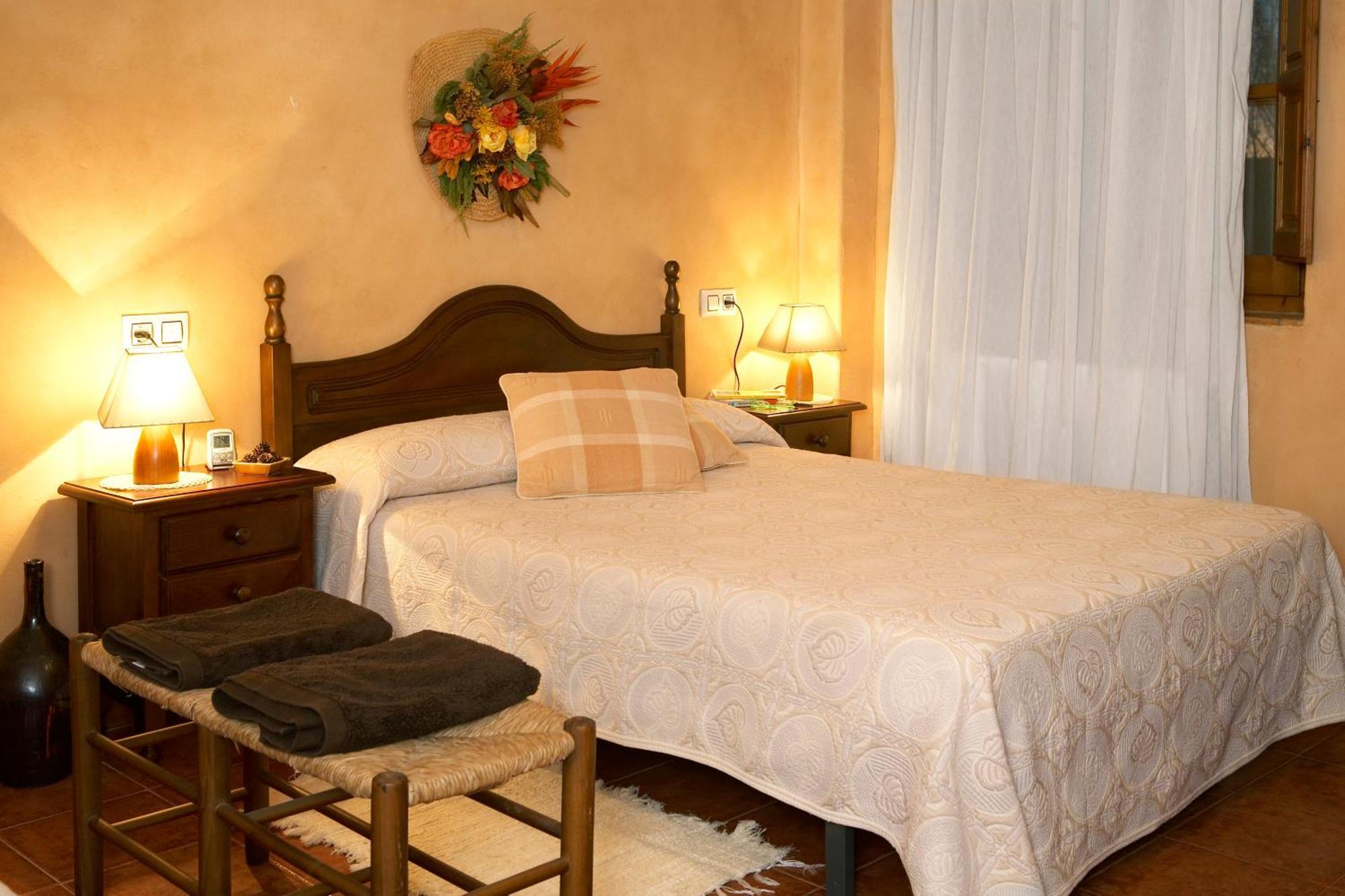 Turisme Rural Ca L,Anguila Guest House Peratallada Eksteriør bilde