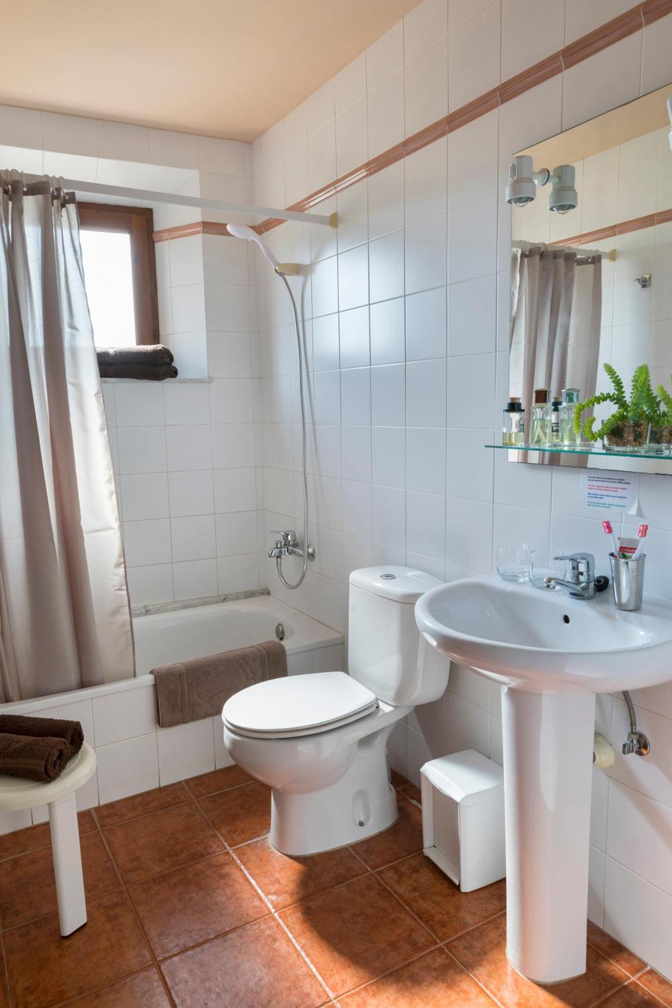 Turisme Rural Ca L,Anguila Guest House Peratallada Eksteriør bilde