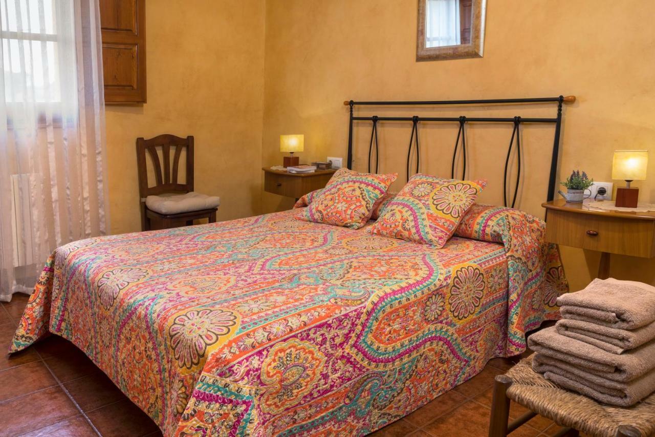 Turisme Rural Ca L,Anguila Guest House Peratallada Eksteriør bilde